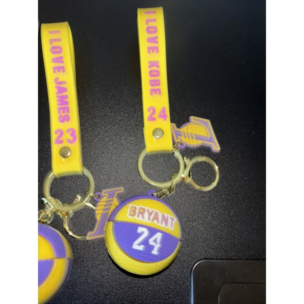 Kobe‎ Bryant & LeBron James Basketball Keychain New W Detachable Hand strap 3755